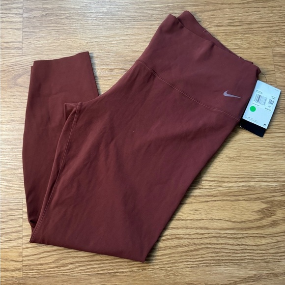 Nike Zenvy
Women's Gentle-Support High-Waisted 7/8 Leggings - Picture 5 of 8